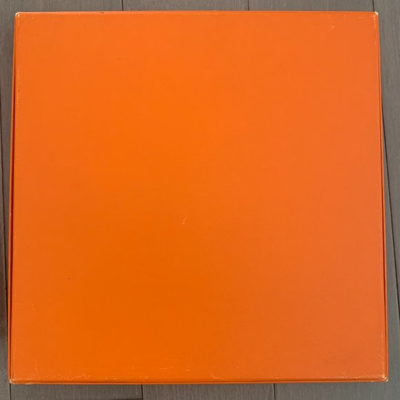 HERMES Les Tambours 100% Silk Scarf + Box - Picture 10 of 10